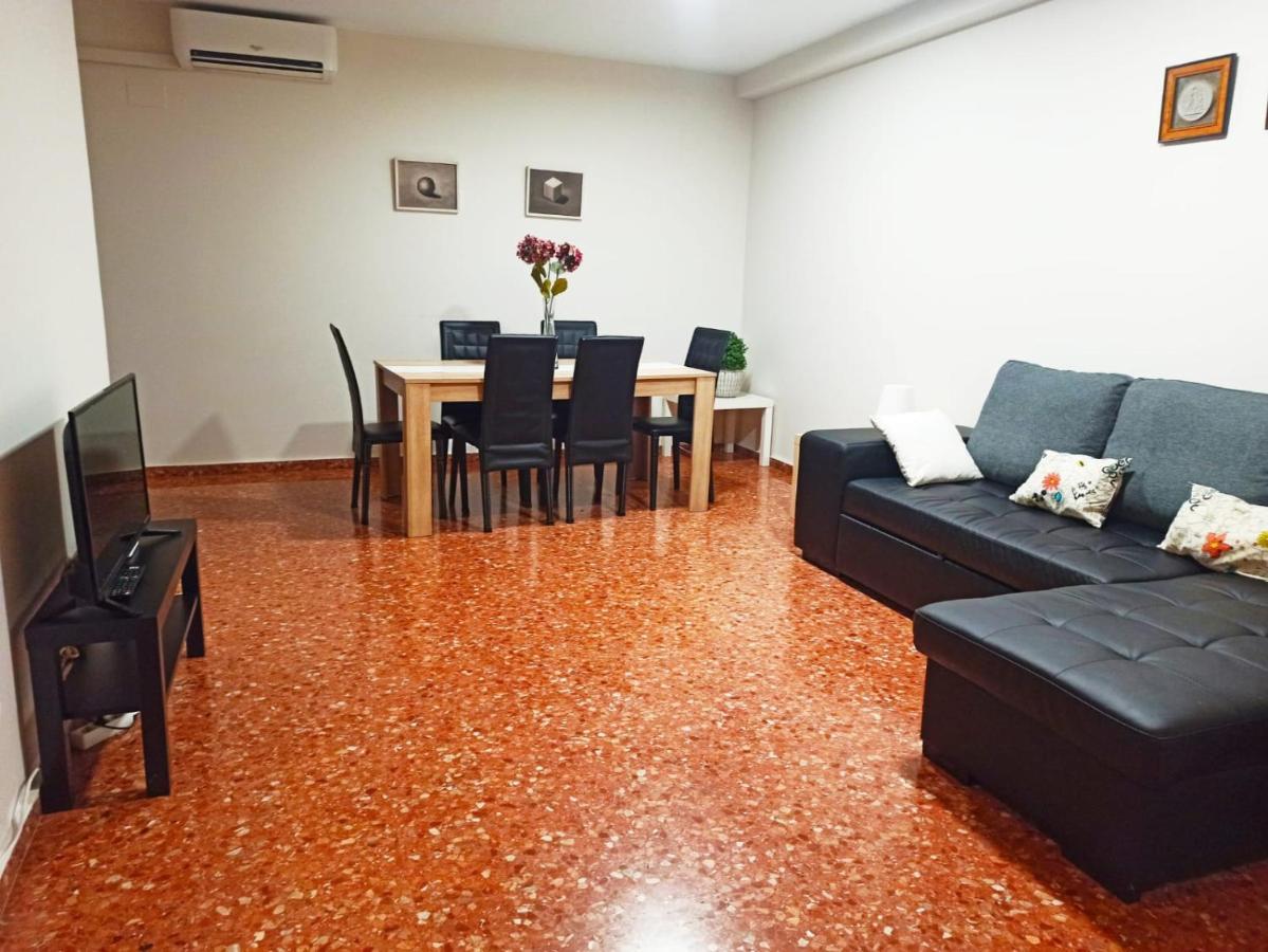 Con Piscina Cerca De La Nueva Fe. Appartement *